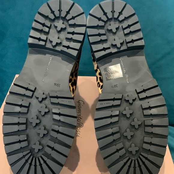 SOLD- Gianvito Rossi Chelsea Boot 39.5 - Picture 6 of 6